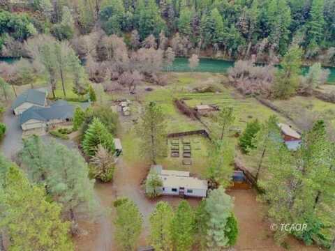 540 Reo Ln, Douglas City, CA 96024