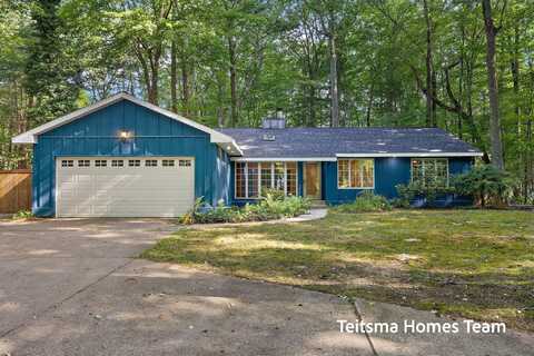 15155 HICKORY STREET, SPRING LAKE, MI 49456