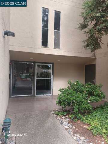 150 Sharene Ln, Walnut Creek, CA 94596