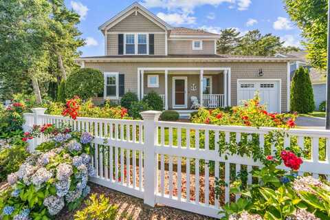 10 Cross Road, Mashpee, MA 02649