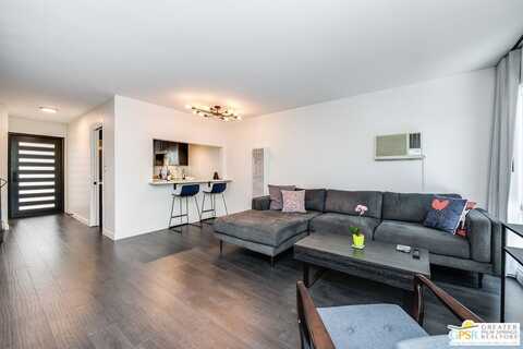 241 S Avenue 57, Los Angeles, CA 90042
