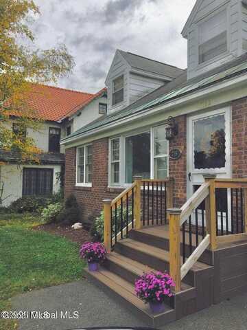 718 Western Avenue, Albany, NY 12203