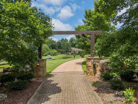 140 Huncoat Hollow Lane, Iron Station, NC 28080