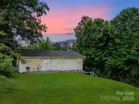 11 Oakley Dogwood Drive, Asheville, NC 28803