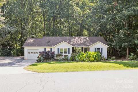 125 Mills Forest Lane, Mooresville, NC 28117