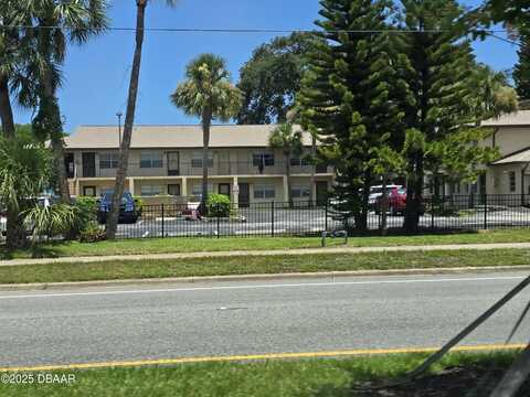 1351 S Ridgewood Avenue, Daytona Beach, FL 32114