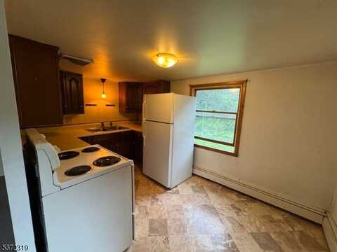 615 County Road 627, Pohatcong Twp., NJ 08804