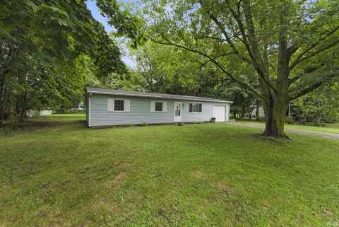 300 E Pickwick Drive, Syracuse, IN 46567