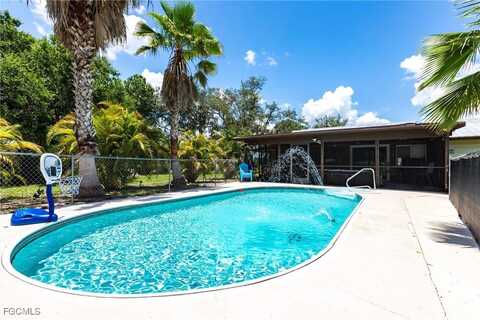8513 Heister Street, Punta Gorda, FL 33982