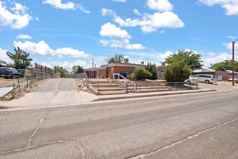 3428 VAIL Avenue SE, Albuquerque, NM 87106