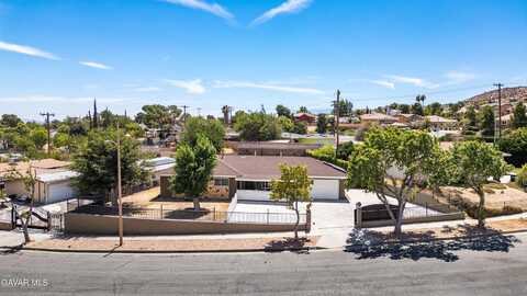 38818 Deer Run Road, Palmdale, CA 93551