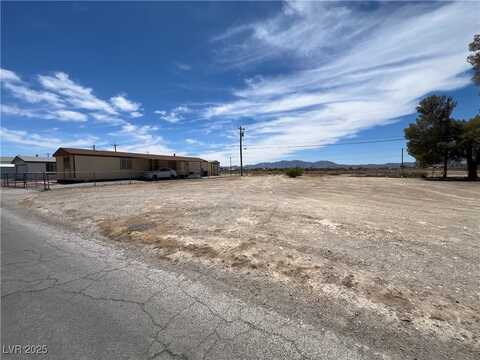 1120 S Comstock Circle, Pahrump, NV 89048
