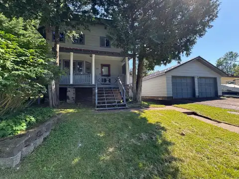 33 MICHIGAN AVE, Montreal, WI 54550