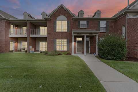 29822 Heritage Parkway, Warren, MI 48092