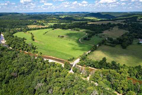 4091 Flat Creek Road, Cape Fair, MO 65624