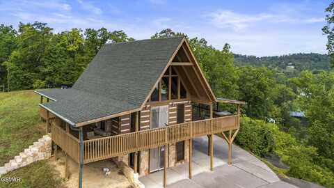 1065 Harbor Point Drive, Sevierville, TN 37876