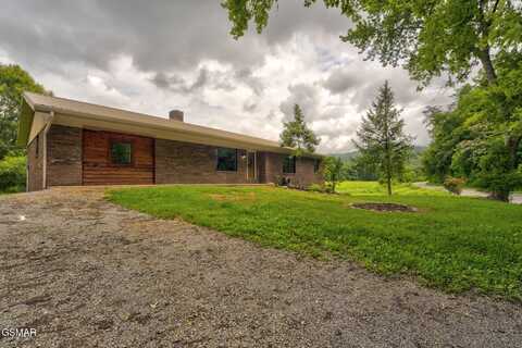 4405 Pearl Valley Road, Sevierville, TN 37876