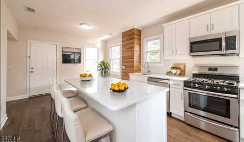 70 2Nd St, South Orange, NJ 07079