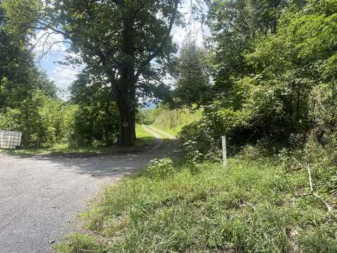 13345 Wolf Creek Rd, Alderson, WV 24910