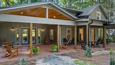 122 Highlands View Road, Highlands, NC 28741