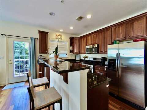 11 MALLARD PL, Secaucus, NJ 07094