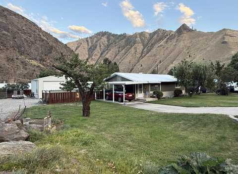 516 S Main Street, Riggins, ID 83549