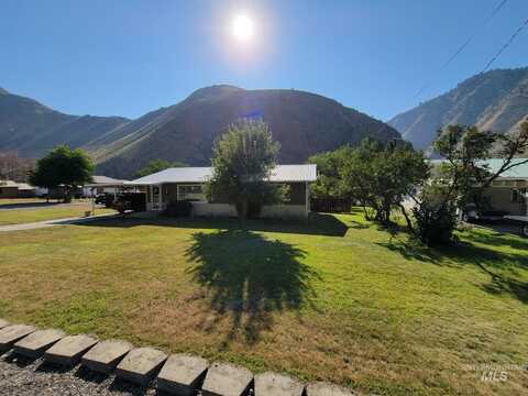 516 S Main Street, Riggins, ID 83549