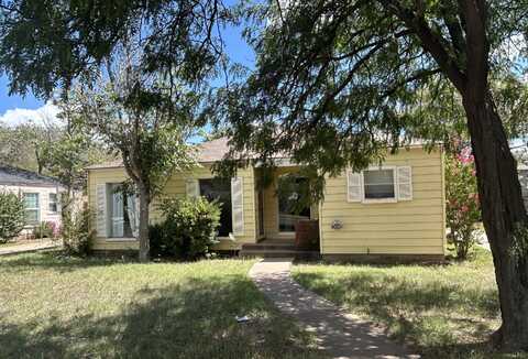 2417 32nd Street, Lubbock, TX 79411