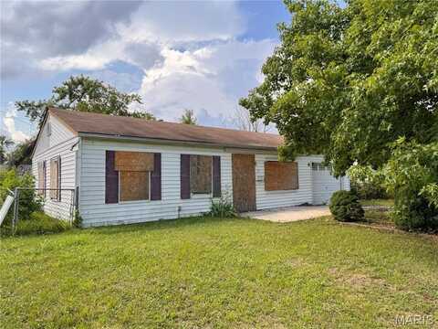 721 Saint Barbara Lane, Cahokia, IL 62206