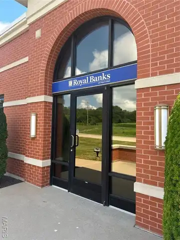 390 N Veterans Road, Hannibal, MO 63401