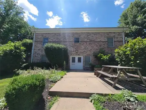 1 Geeding Lane, Troy, MO 63379