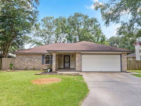 2702 La Mesa, Bay City, TX 77414
