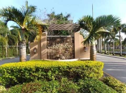 929 SW 147th Ave, Pembroke Pines, FL 33027