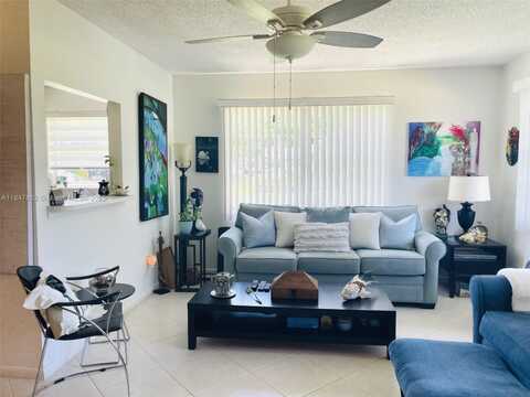 293 Newport T, Deerfield Beach, FL 33442