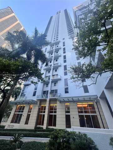 1060 Brickell Ave, Miami, FL 33131