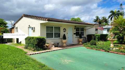 7411 Pierce St, Hollywood, FL 33024