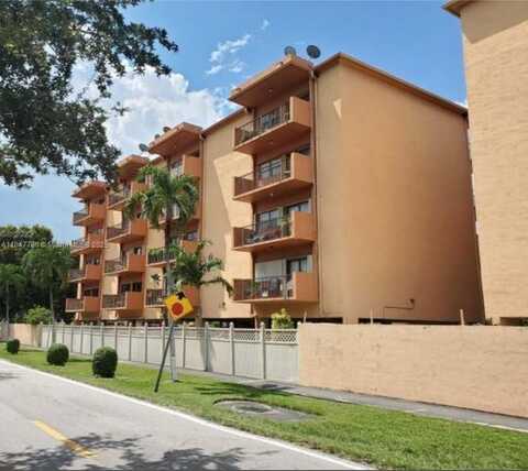 1800 W 54th St, Hialeah, FL 33012