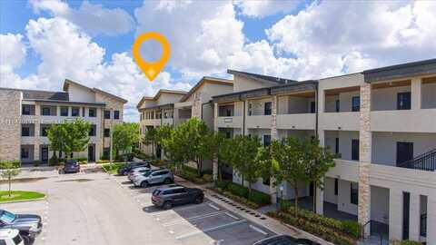 8175 NW 104th Ave, Doral, FL 33178