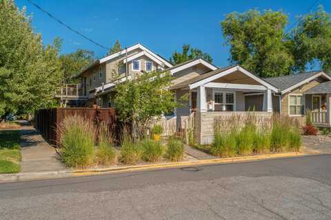 440 NW Riverfront Street, Bend, OR 97703
