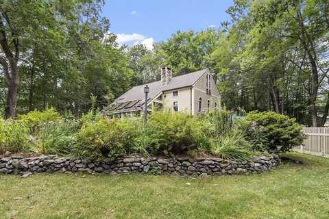 75 South Road, Pepperell, MA 01463
