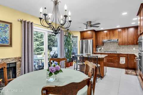 186 Sycamore Court, Howell, NJ 07731