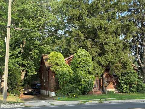 436 Ryders Lane, East Brunswick, NJ 08816