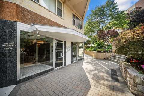 12 Old Mamaroneck Road, White Plains, NY 10605