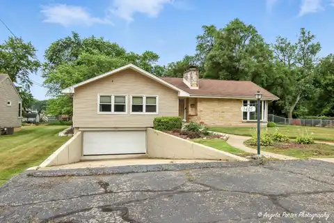 1405 Bayview Drive, Johnsburg, IL 60051