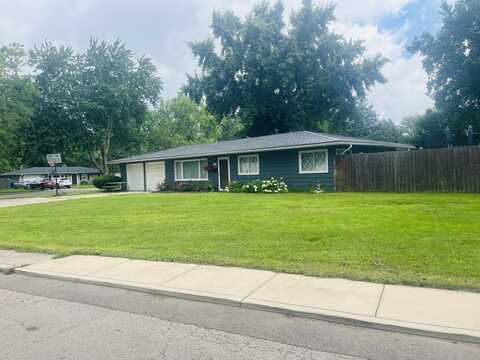 36 Circle Drive E, Montgomery, IL 60538