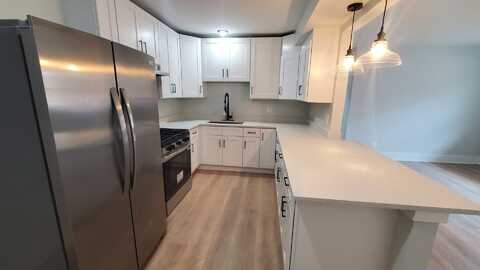 2031 N 18th Avenue, Melrose Park, IL 60160