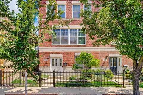 3863 N Milwaukee Avenue, Chicago, IL 60641