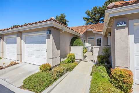 21658 Paseo Maravia, Mission Viejo, CA 92692