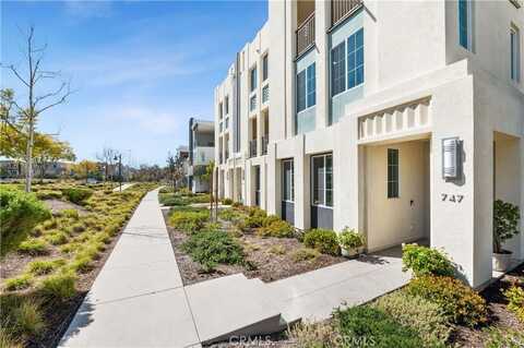 747 Beacon, Irvine, CA 92618
