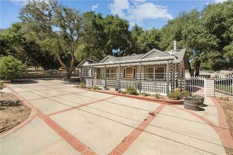 16426 Calle Daggett, Green Valley, CA 91390